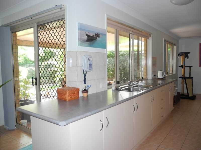 12 Geoffrey Thomas Drive, Tannum Sands QLD 4680