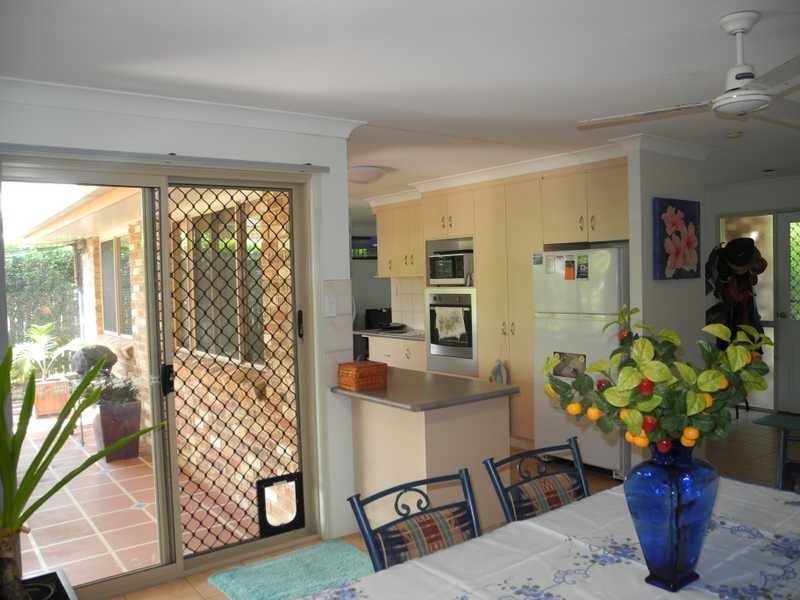 12 Geoffrey Thomas Drive, Tannum Sands QLD 4680