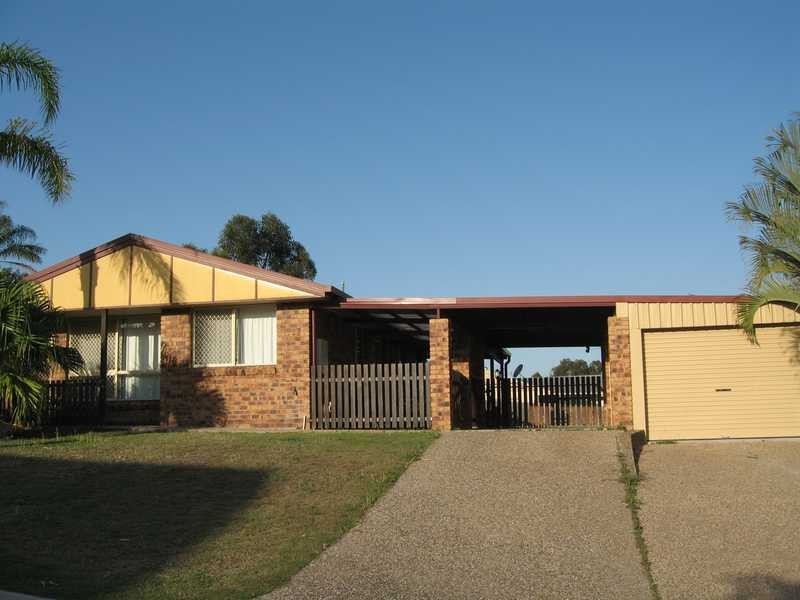4 Wattora Close, Boyne Island QLD 4680