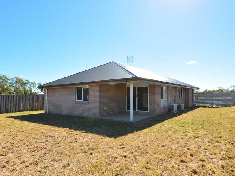 9 Lenthall Street, Boyne Island QLD 4680