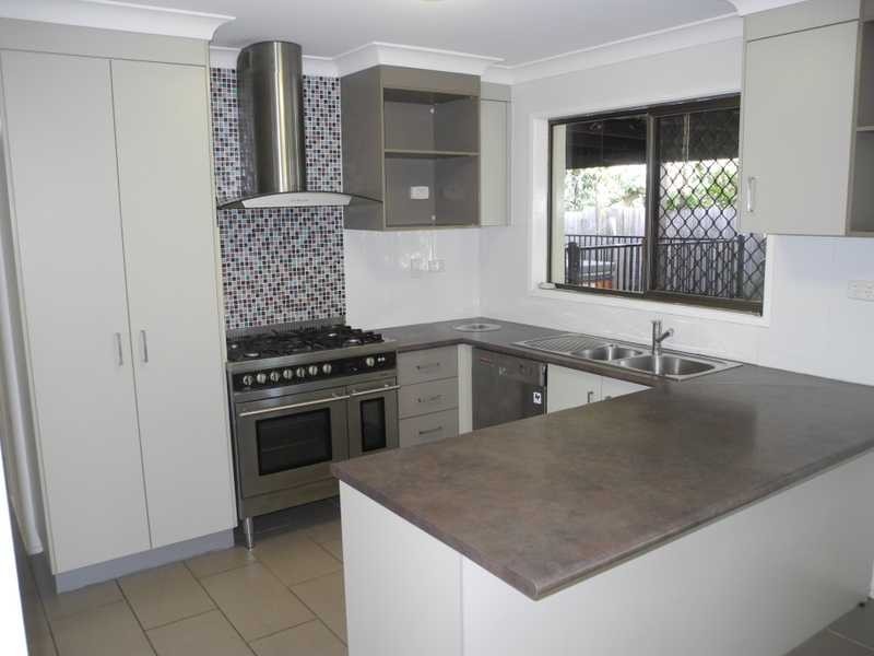 2 Polmaise Street, Boyne Island QLD 4680