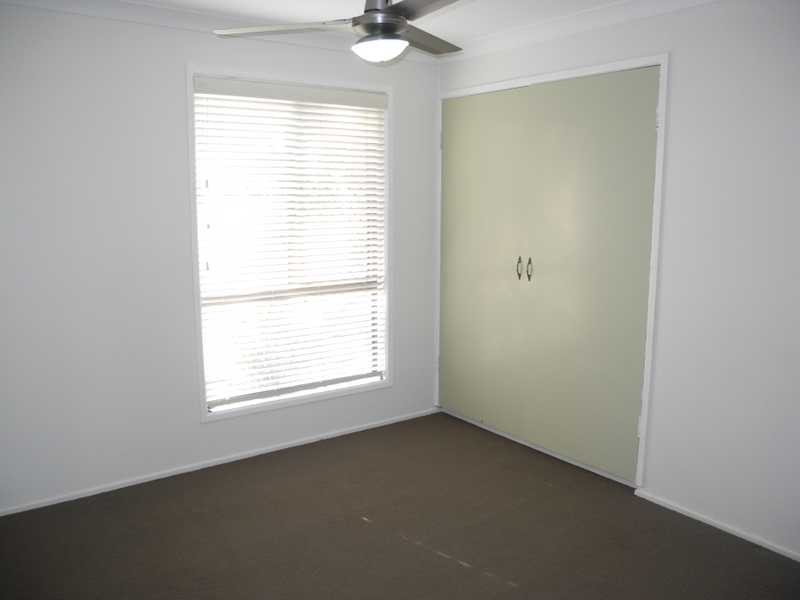 2 Polmaise Street, Boyne Island QLD 4680