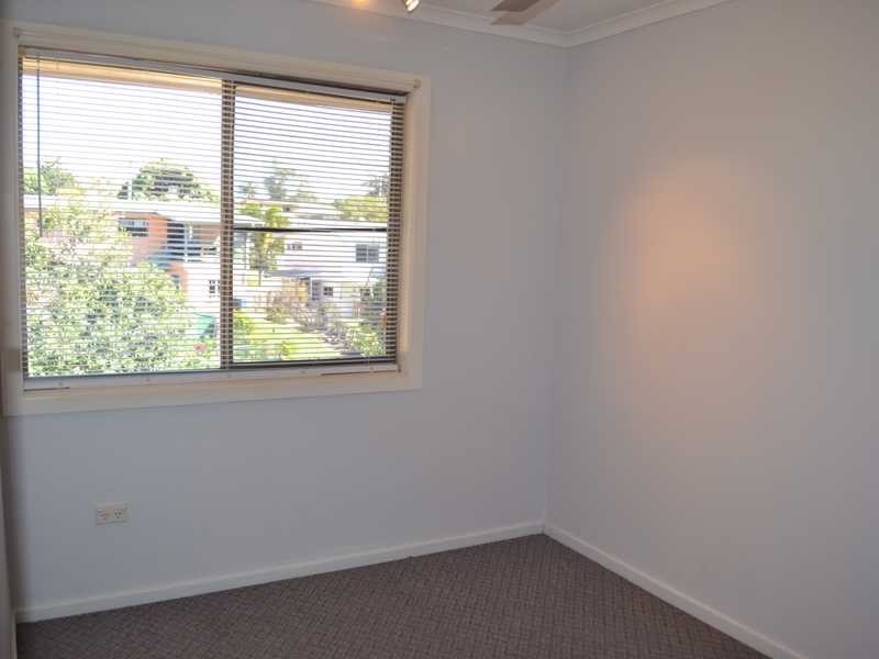 Unit 2/26 Beach Avenue, Tannum Sands QLD 4680