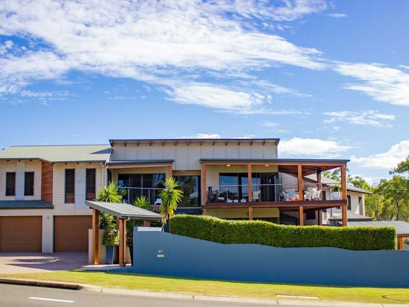 37 Wyndham Avenue, Boyne Island QLD 4680
