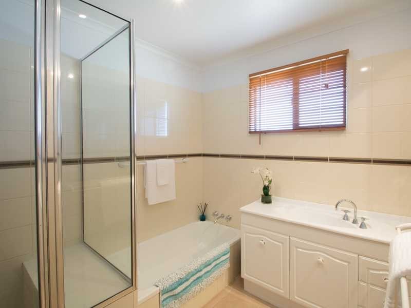 30 Alexander Street, Boyne Island QLD 4680