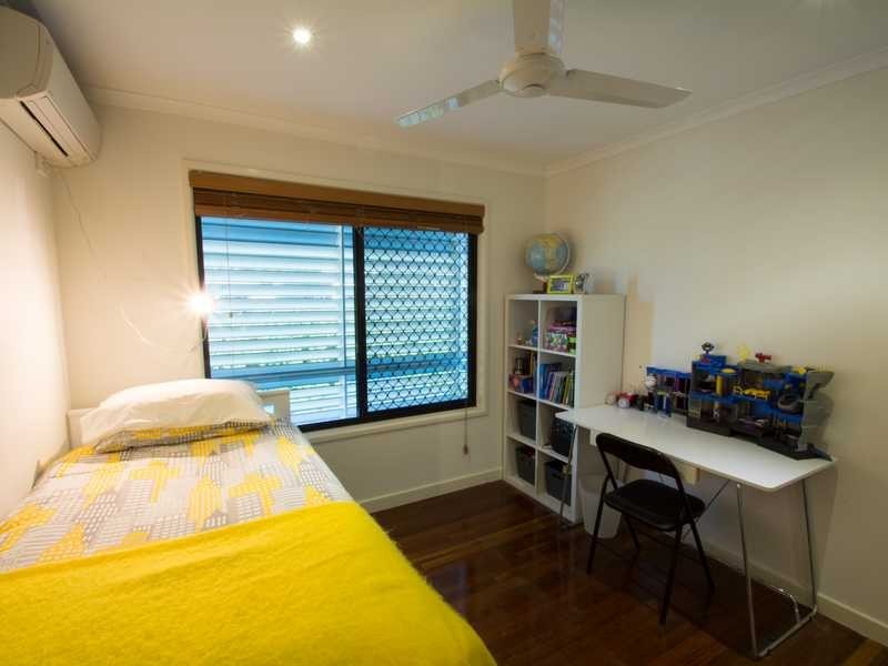 30 Alexander Street, Boyne Island QLD 4680