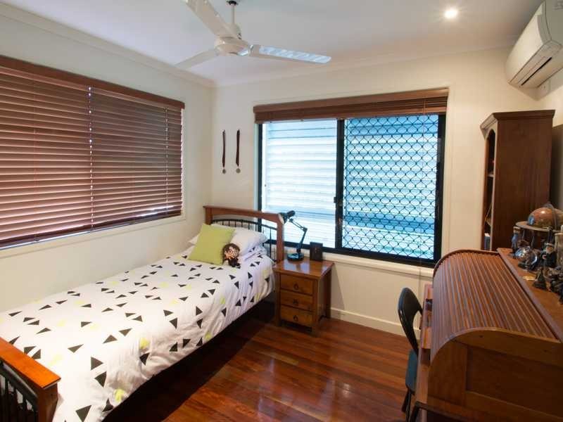 30 Alexander Street, Boyne Island QLD 4680