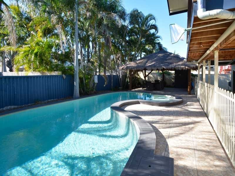 30 Alexander Street, Boyne Island QLD 4680