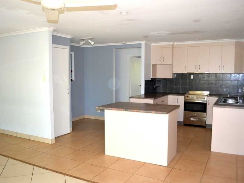 6 Shara Court, Boyne Island QLD 4680