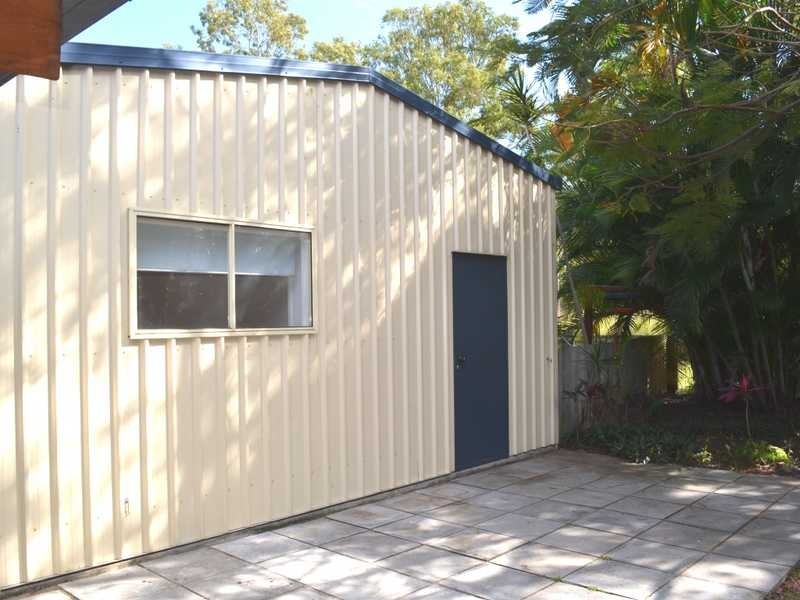 6 Shara Court, Boyne Island QLD 4680