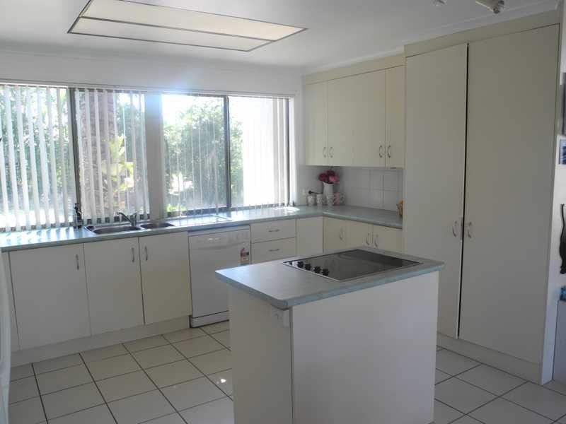 1 Richard Street, Boyne Island QLD 4680