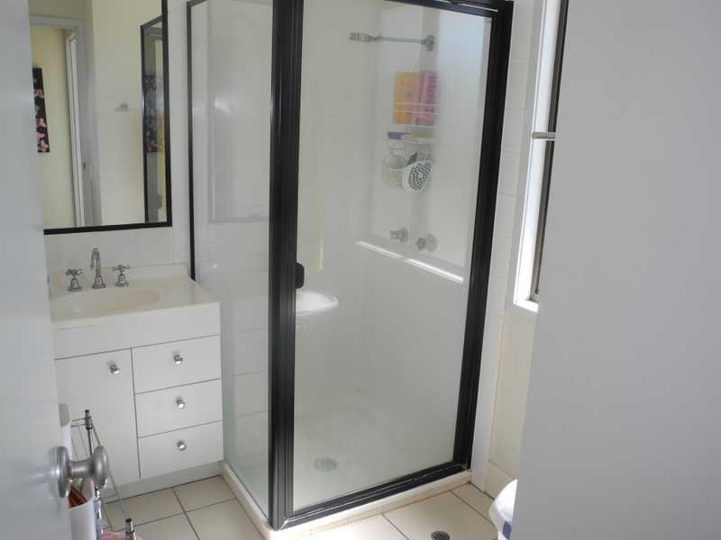 1 Richard Street, Boyne Island QLD 4680