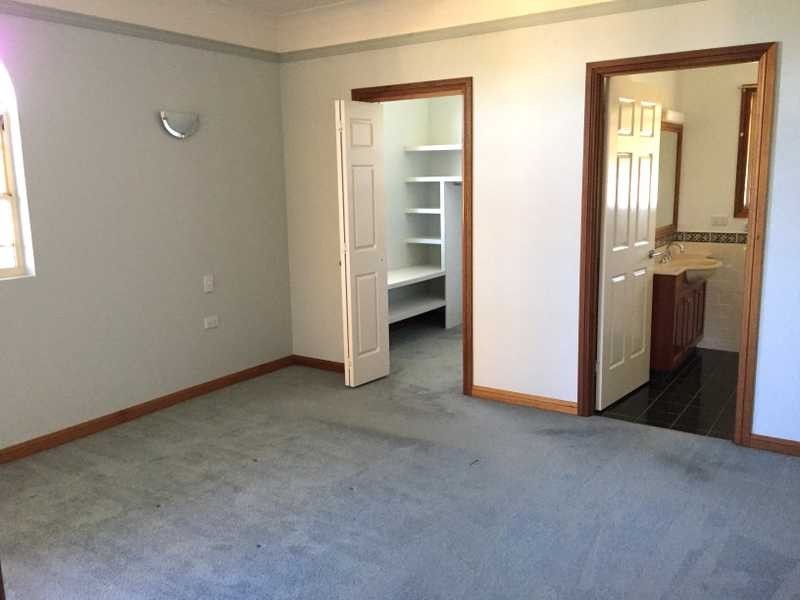 11 Graham Street, Tannum Sands QLD 4680