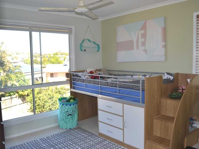 9 Eugenia Street, Boyne Island QLD 4680