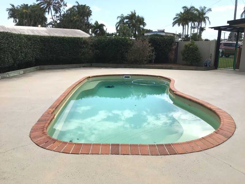 6 Salgado Street, Boyne Island QLD 4680