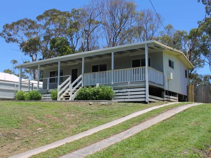 6 Alpine Avenue, Boyne Island QLD 4680