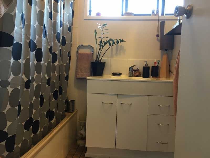 3 Bellemere Court, Boyne Island QLD 4680