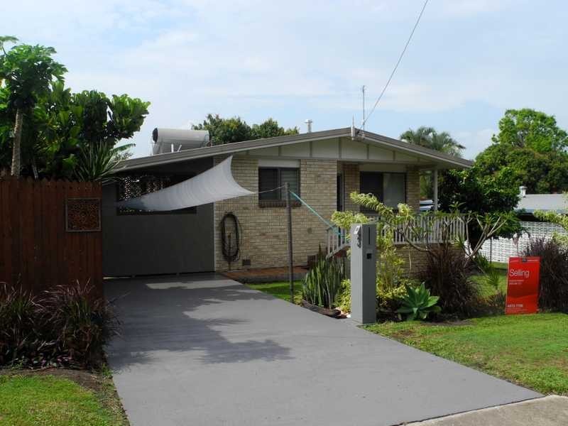 3 Bellemere Court, Boyne Island QLD 4680