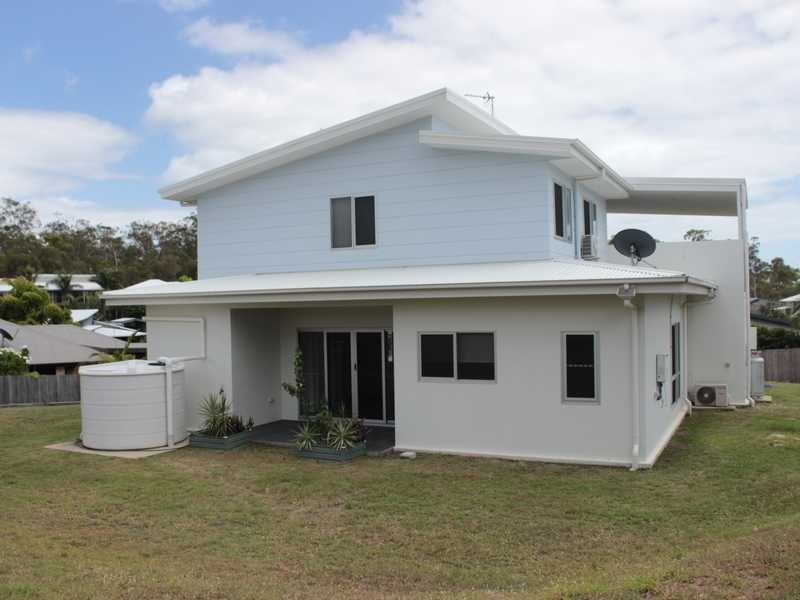 25 Lighthouse Drive, Boyne Island QLD 4680