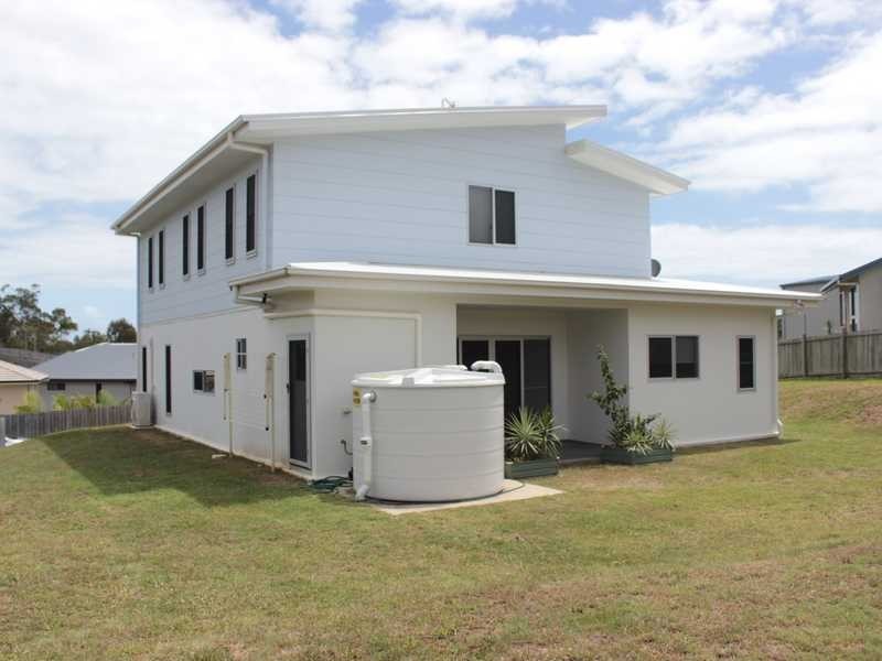 25 Lighthouse Drive, Boyne Island QLD 4680