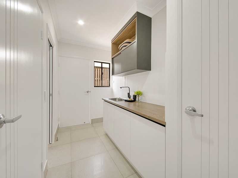 3 Corimba Parade, Boyne Island QLD 4680