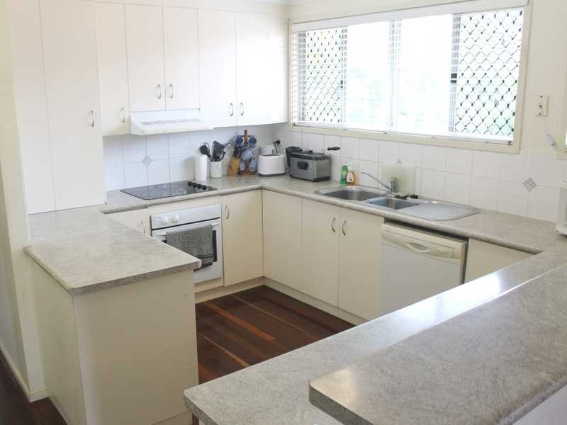 44 Alkina Crescent, Boyne Island QLD 4680