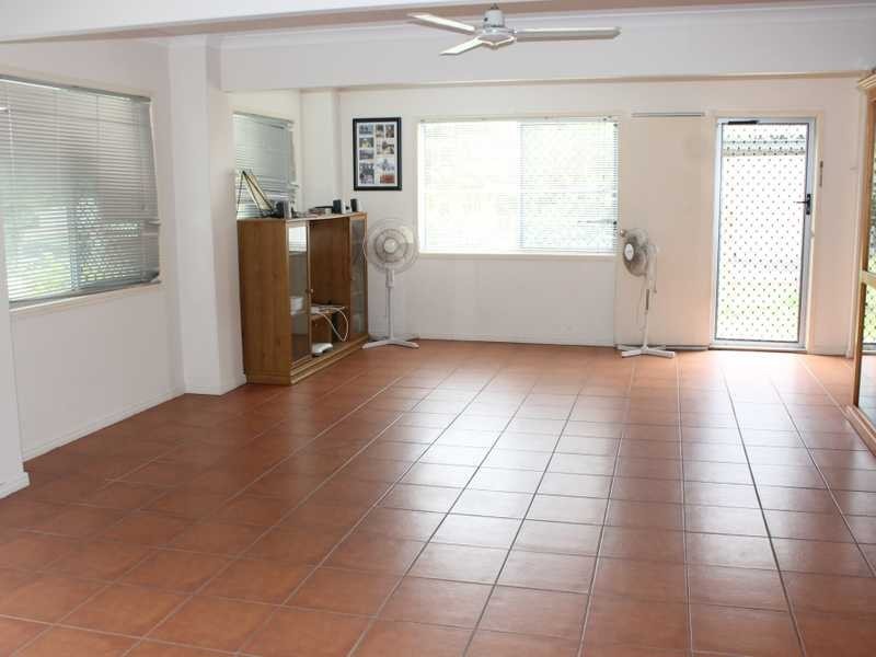 44 Alkina Crescent, Boyne Island QLD 4680