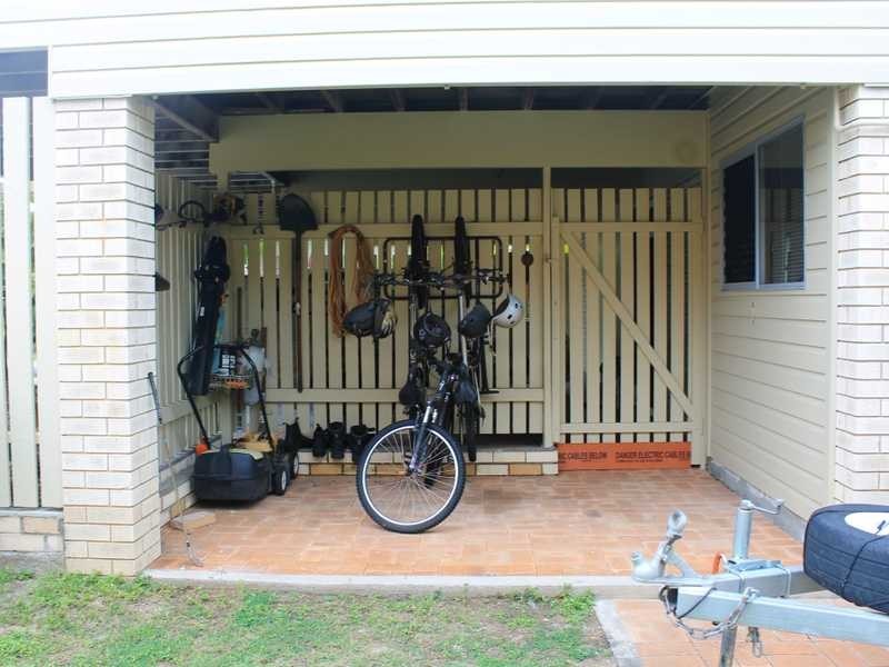 44 Alkina Crescent, Boyne Island QLD 4680