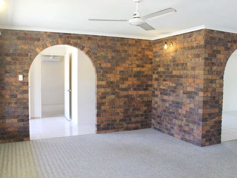 4 Lilly Street, Boyne Island QLD 4680