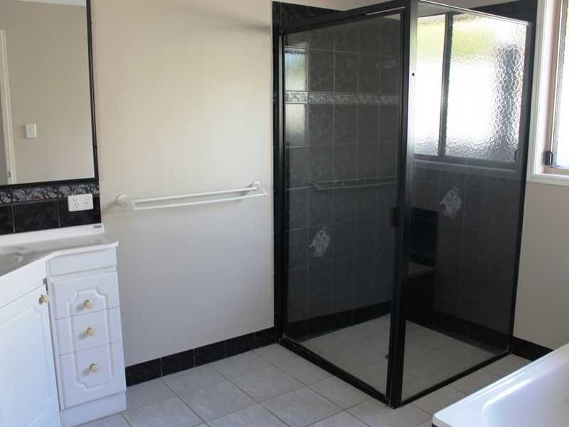 36 Geoffrey Thomas Drive, Tannum Sands QLD 4680