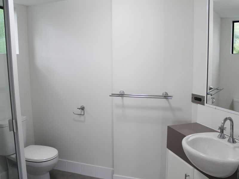 Apartment/1/8a Wyndham Avenue, Boyne Island QLD 4680
