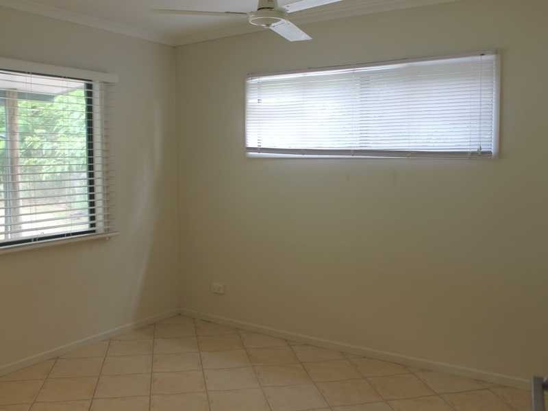 22 Mounter Street, Boyne Island QLD 4680