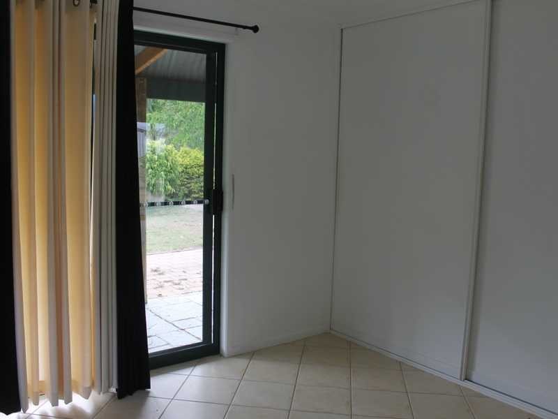 22 Mounter Street, Boyne Island QLD 4680