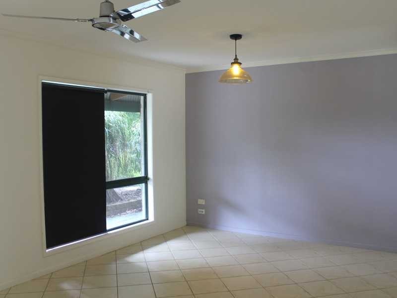 22 Mounter Street, Boyne Island QLD 4680