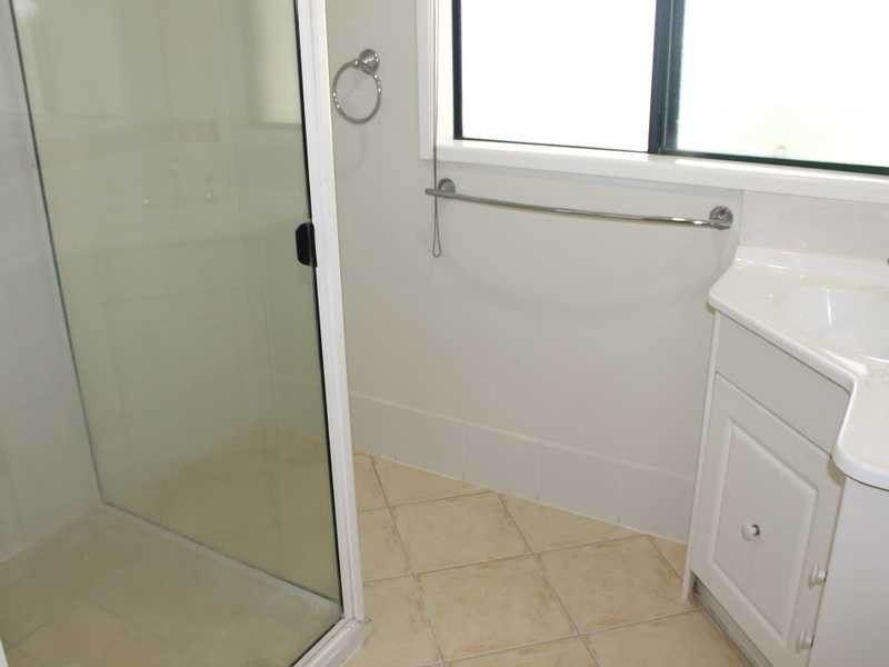 22 Mounter Street, Boyne Island QLD 4680