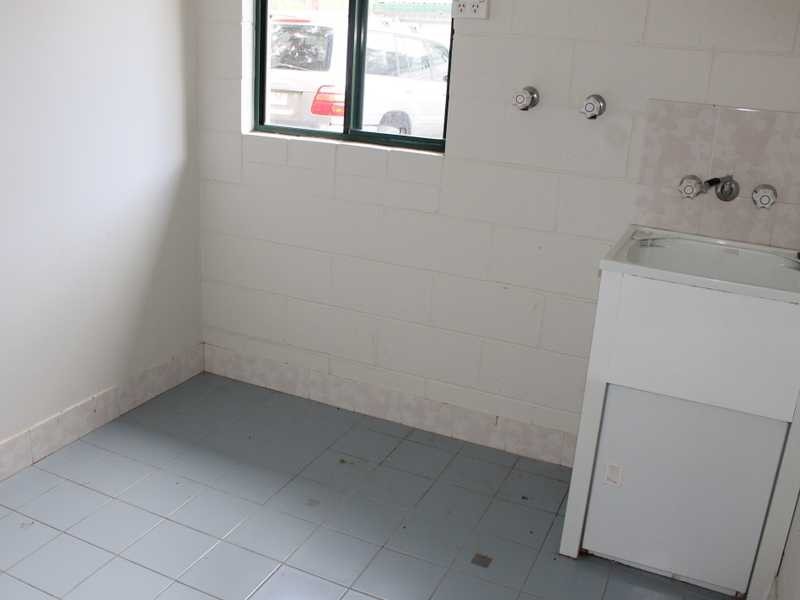 22 Mounter Street, Boyne Island QLD 4680