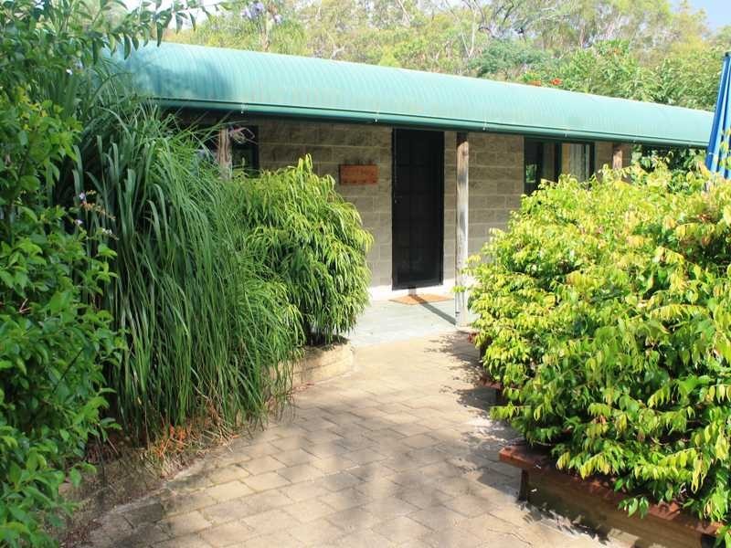 22 Mounter Street, Boyne Island QLD 4680