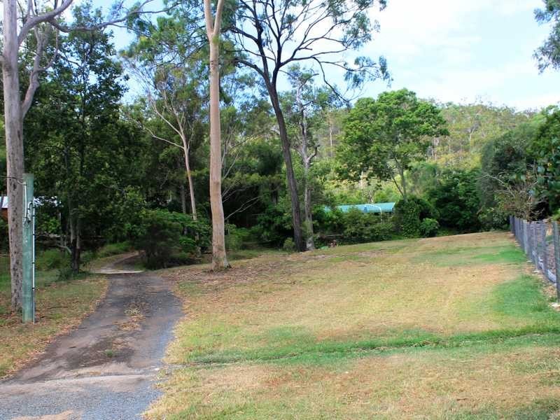 22 Mounter Street, Boyne Island QLD 4680