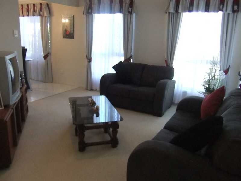 4 Jeana Close, Boyne Island QLD 4680