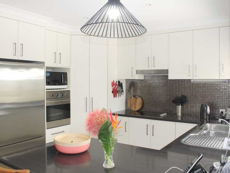 4 Surita Court, Boyne Island QLD 4680