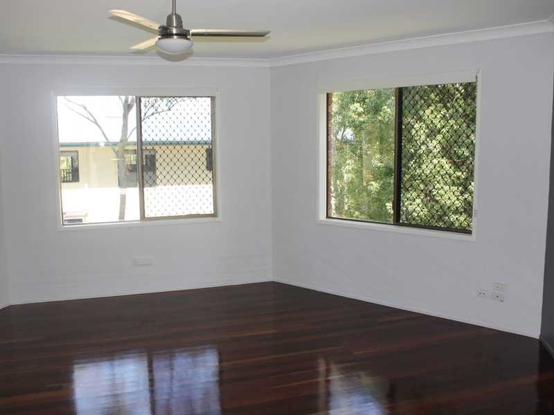 4 School Street, Tannum Sands QLD 4680