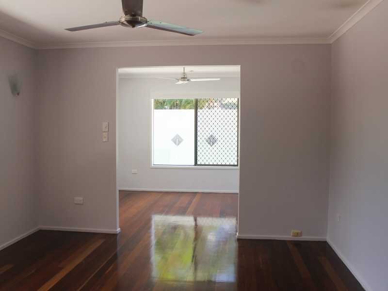 4 School Street, Tannum Sands QLD 4680