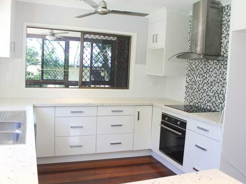 4 School Street, Tannum Sands QLD 4680