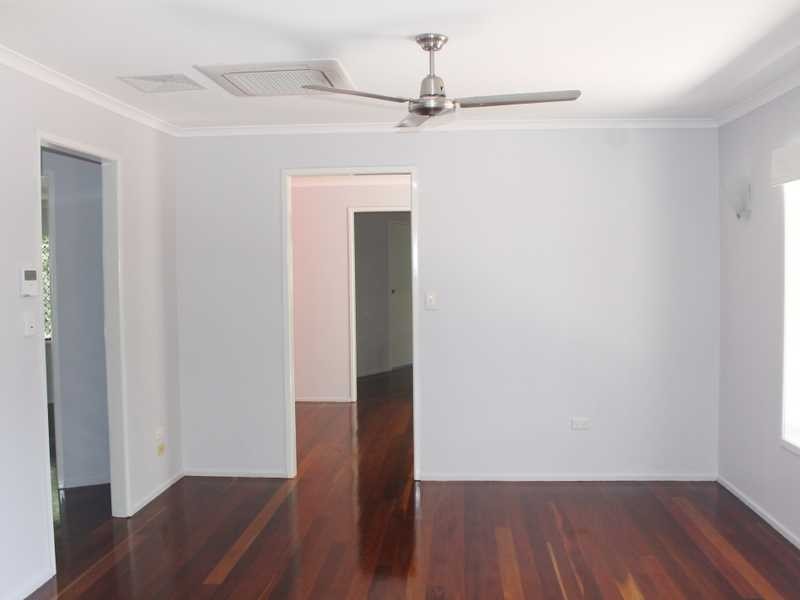 4 School Street, Tannum Sands QLD 4680