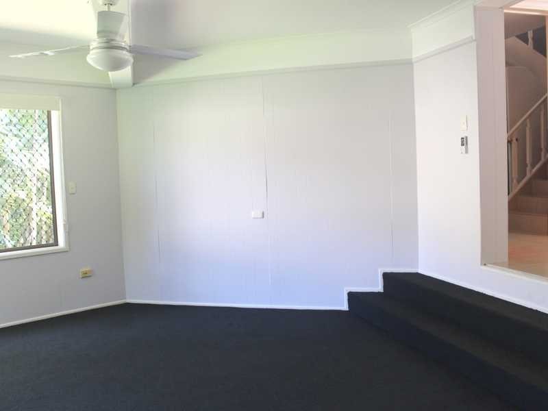4 School Street, Tannum Sands QLD 4680