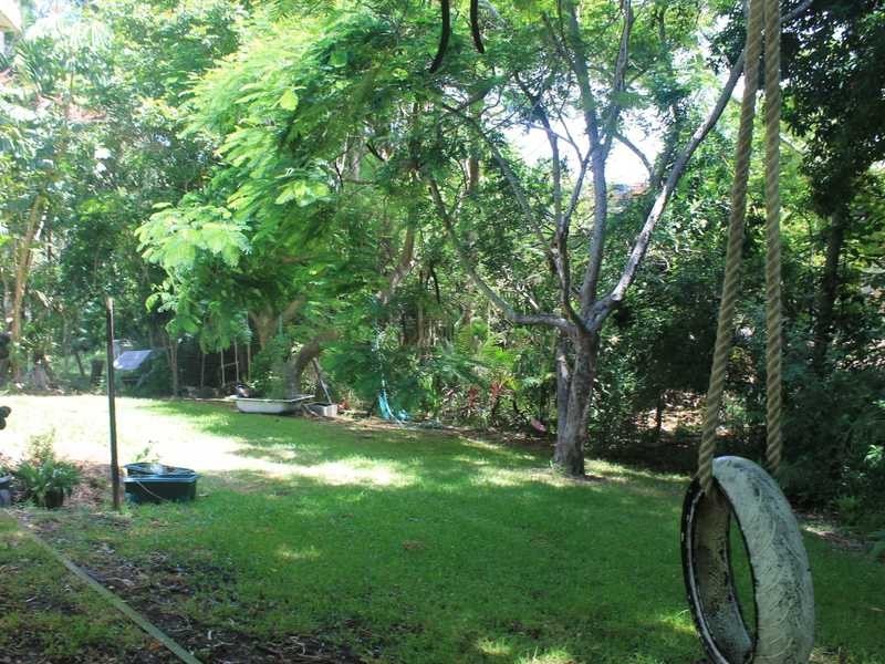 4 School Street, Tannum Sands QLD 4680