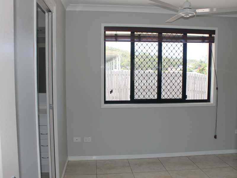 8 Alpine Avenue, Boyne Island QLD 4680