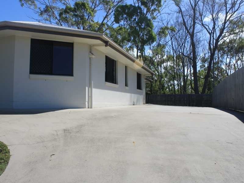 8 Alpine Avenue, Boyne Island QLD 4680