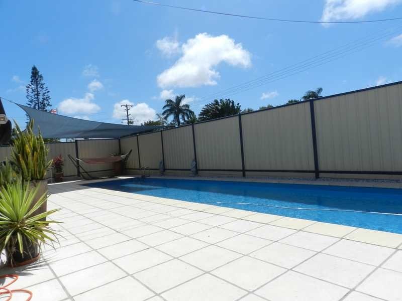 26 Edward Street, Boyne Island QLD 4680