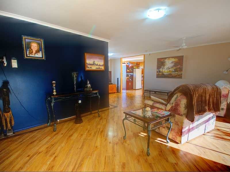 26 Edward Street, Boyne Island QLD 4680